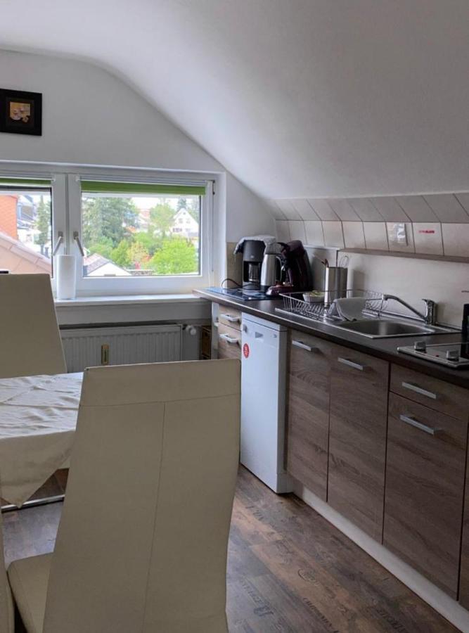 Ferienwohnung Schwetzingen Szoba fotó